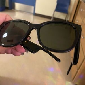 BOSE Soprano Bluetooth Sunglasses - never worn